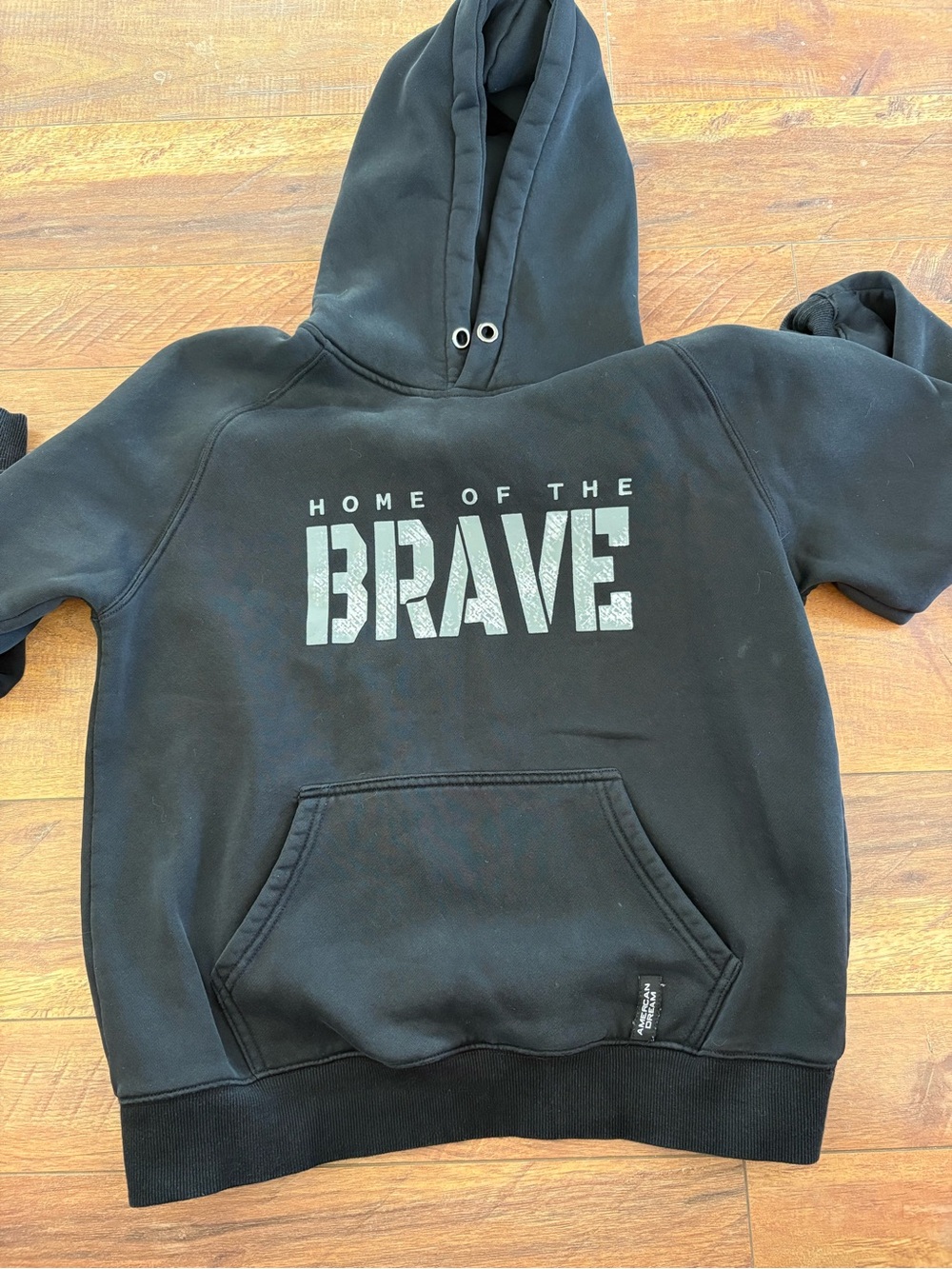 American Dream Black Men’s Hooded Sweatshirt with 'Home of the Brave' Print